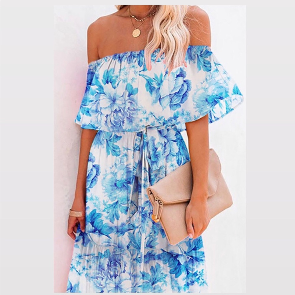 Floral off-the-shoulder dress - Picture 3 of 6